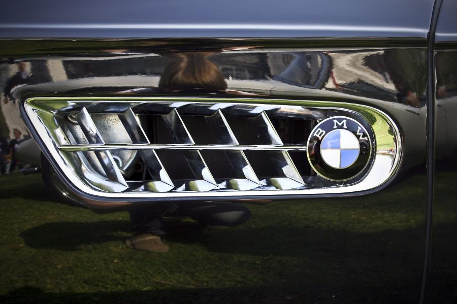 Детали экстерьера BMW 507 (Series I) 1956 года  (фото 6 из 52)